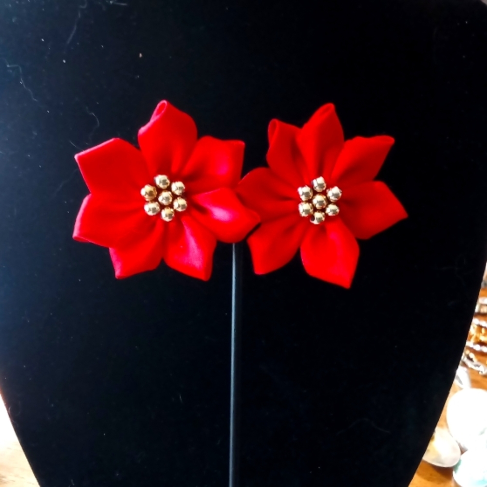 Bow Earrings